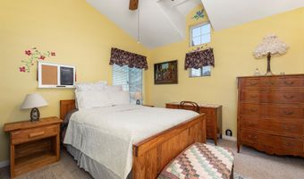 32201 Joaquin Dr, Acton, CA 93510