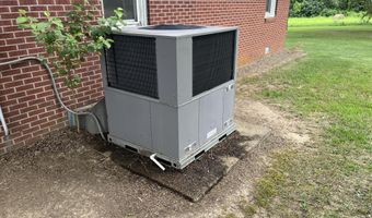 102 Evans Ln, Alamo, TN 38001