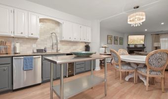 4 DUDLEY Ct, Bethesda, MD 20814