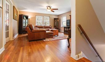 5 Fanwood Ct, West Milford, NJ 07421