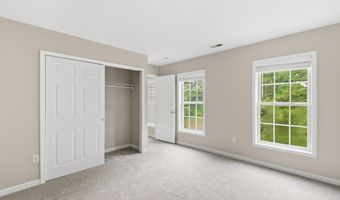 24674 PEACH ORCHARD Ln, Aldie, VA 20105