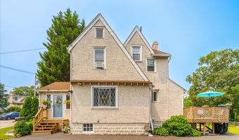1086 EDGE HILL Rd, Abington, PA 19001