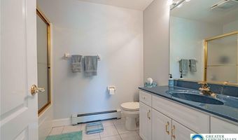6958 Lehigh Ct, Allentown, PA 18106