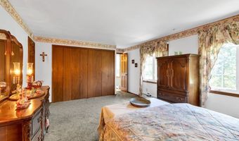 1581 N Forest Rd, Amherst, NY 14221