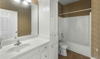 9134 Oxford Place Dr, Baton Rouge, LA 70809