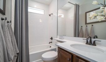 21845 E 51st Dr, Aurora, CO 80019