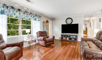 95 Pensacola Ave, Arden, NC 28704