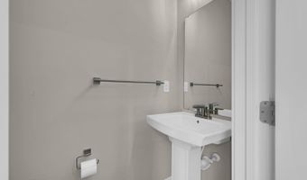 9 Halifax Rd, Bayville, NJ 08721
