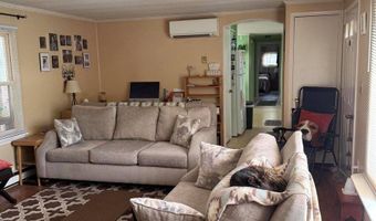 6 G St, Bangor, ME 04401