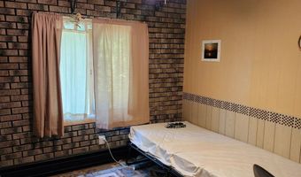 536 Old Glen Ave, Berlin, NH 03570