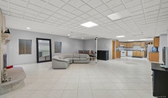 1760 W Whispering Ct, Addison, IL 60101