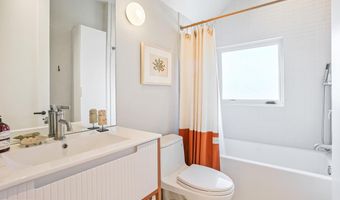 5619 OAKMONT Ave, Bethesda, MD 20817