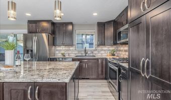 4955 N Bitterbrush Dr, Boise, ID 83703