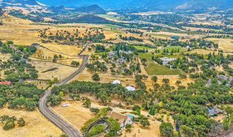 500 Pompadour Dr, Ashland, OR 97520