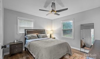3701 Lynette Ct, Charlotte, NC 28217