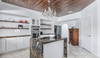 32 Princeville Ln, Las Vegas, NV 89113
