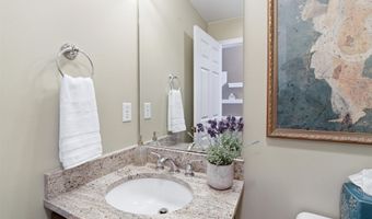 32 Peacock Brook Ln, Amherst, NH 03031