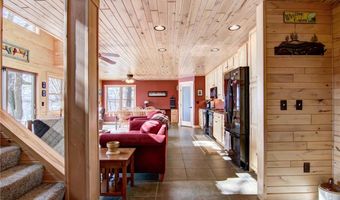 102 206th St, Alden, WI 54026