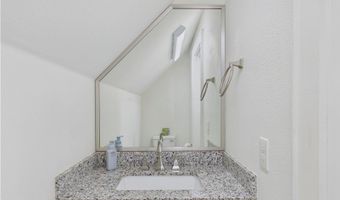 616 2nd St, Bentonville, AR 72712