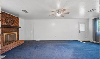 142 Center Grange Rd, Aliquippa, PA 15001
