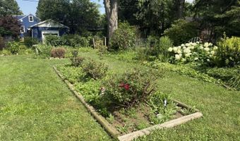 80 S May Ave, Athens, OH 45701