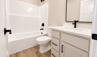 4395 3rd Ave SE, Altoona, IA 50009