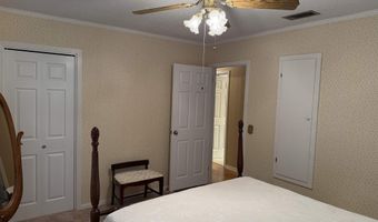 154 Perry Ln, Atmore, AL 36502