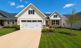 129 Eagle Cir, Amherst, OH 44001