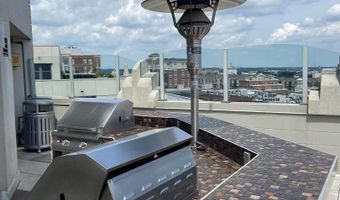 1021 N GARFIELD St 118, Arlington, VA 22201