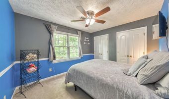 5485 Brookstone Dr NW, Acworth, GA 30101