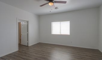 15220 S PADRES Rd, Arizona City, AZ 85123