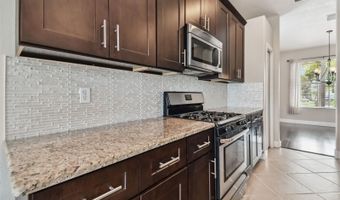 5222 CLOVER MIST Dr, Apollo Beach, FL 33572