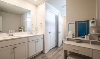 9 Lookout Ave, Barnegat, NJ 08005