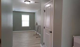 25501 EMERSON OAKS Dr, Aldie, VA 20105