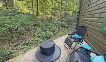 10563 Deer Dr, Birdseye, IN 47513