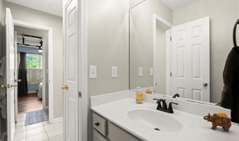 4020 Walnut Creek Trl, Alpharetta, GA 30005