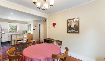 82 Oak Grove Ave, Brattleboro, VT 05301