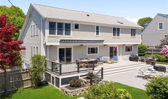 5 Maloney Ln, Middletown, RI 02842