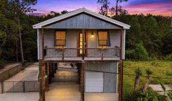 43 Fiber St, Bay St. Louis, MS 39520