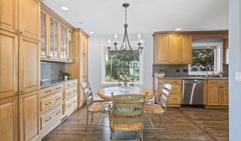 516 S Patton Ave, Arlington Heights, IL 60005