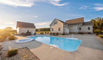 1701 Shady Creek Rd, Ayden, NC 28513