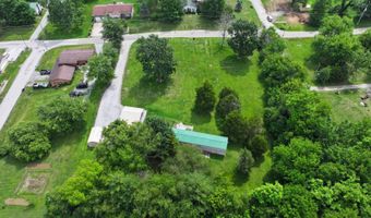 305 N Eighth St, Albion, IL 62806