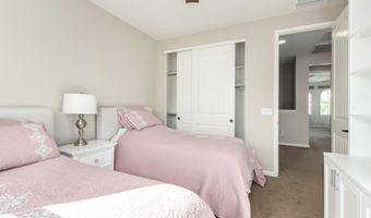 2477 W MARKET Pl 69, Chandler, AZ 85248