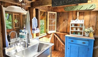 187 Dye Hill Rd, Hopkinton, RI 02832