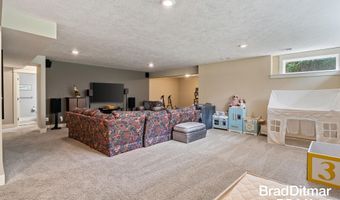 539 W Abbey Mill Dr SE, Ada, MI 49301