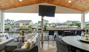 61 Yardarm Ct, Bayville, NJ 08721