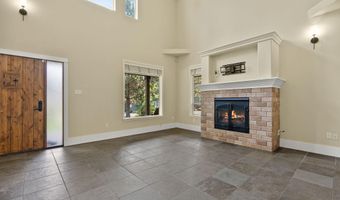 3025 NW Fairway Heights Dr, Bend, OR 97703