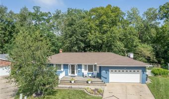 374 Woodlawn Reserve Rd, Akron, OH 44305