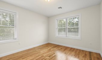 5-7 W Chapel, Abington, MA 02151
