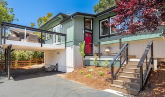 517 Sumner Ave, Aptos, CA 95003